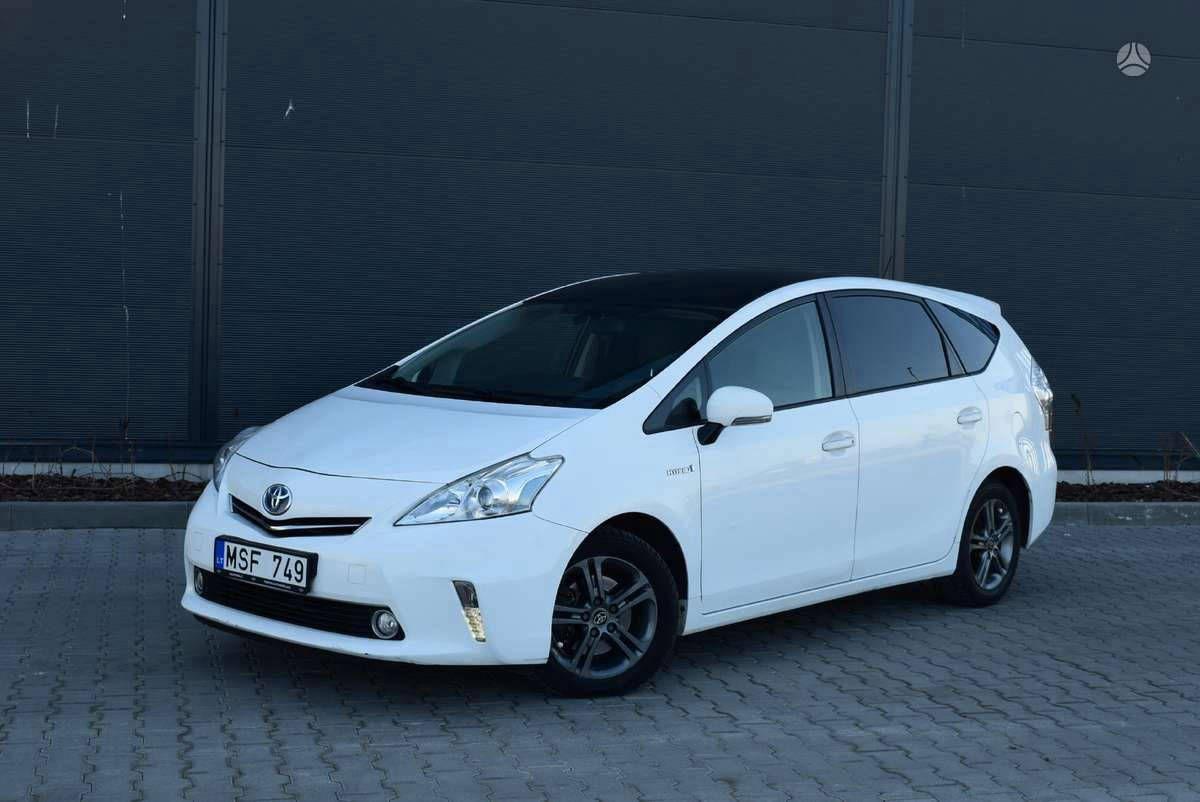 Toyota-Prius-3035